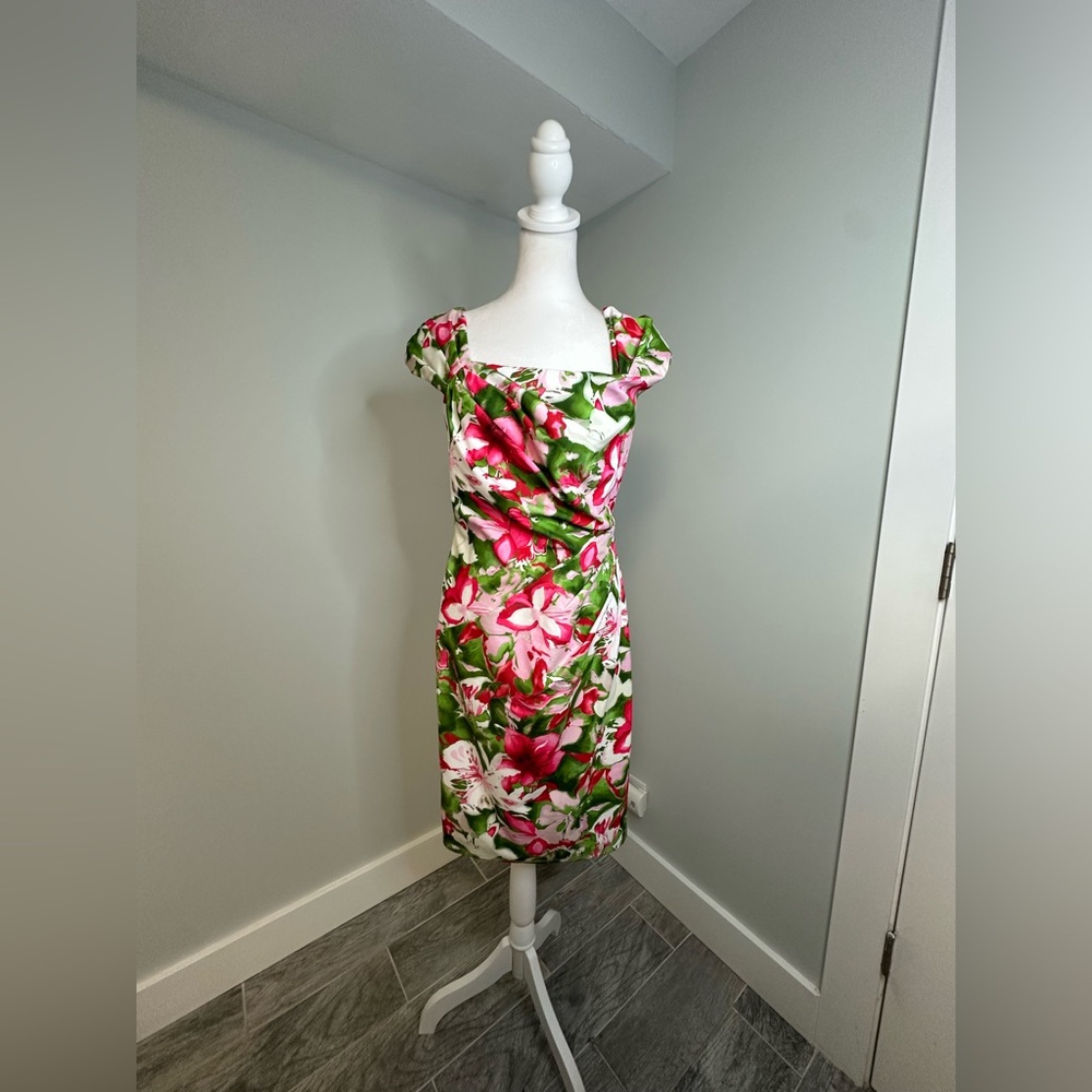 Tadashi Shoji  Floral Summer  Party Cocktail Tropical Midi Dress Size Medium - Picture 4 of 15